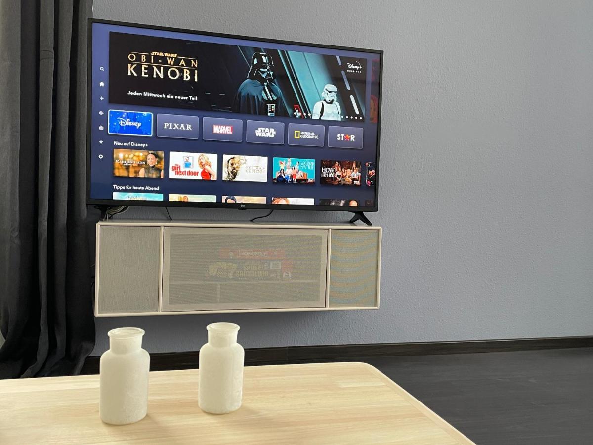Airport Apartment Fuer 4 - Smart Tv - Kueche - Echarger Hambourg Extérieur photo