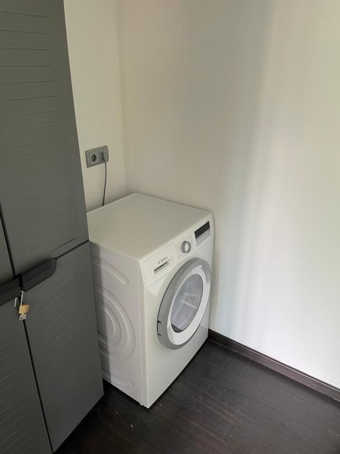 Airport Apartment Fuer 4 - Smart Tv - Kueche - Echarger Hambourg Extérieur photo